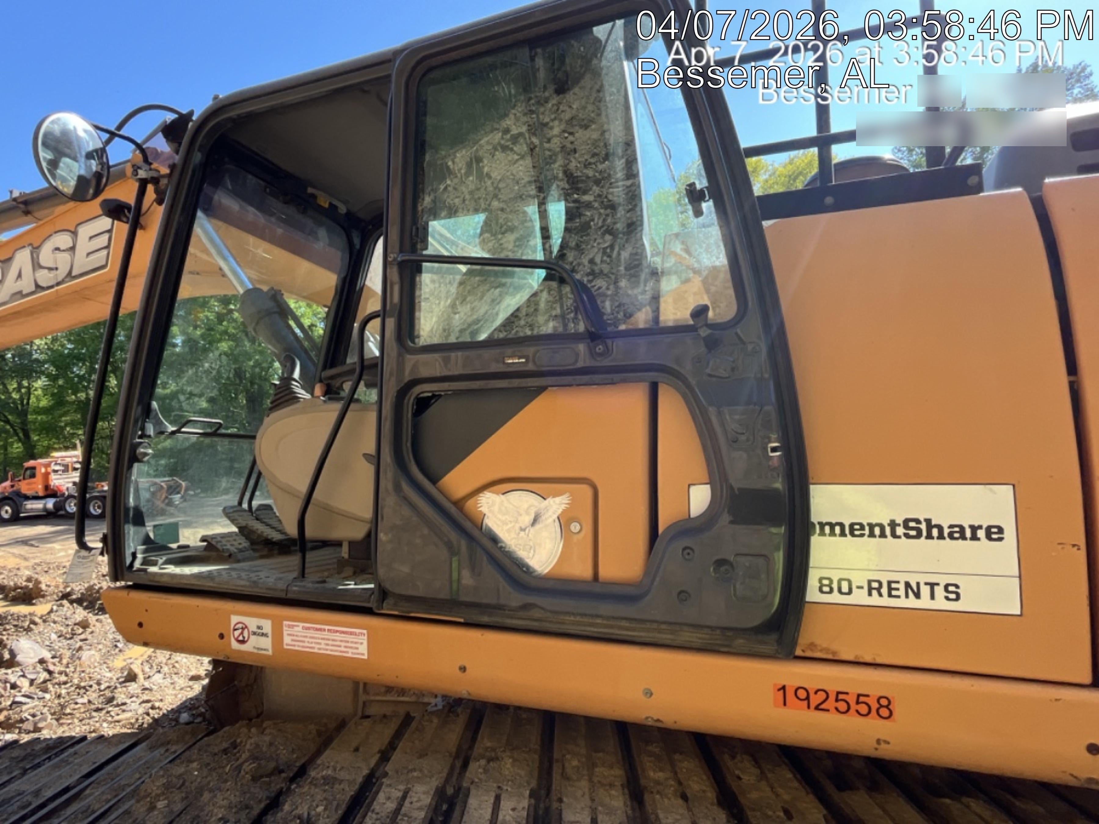 2015 Case CX350D CAB A/C, 13'-3" ARM, STEEL TRACKS, THUMB