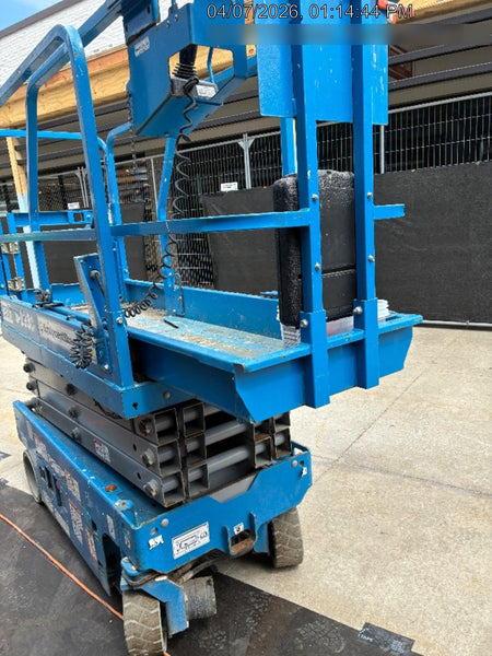 2020 Genie GS-1930 Solid Non Marking Tires, Beacon, Folding rails with half height swing gate