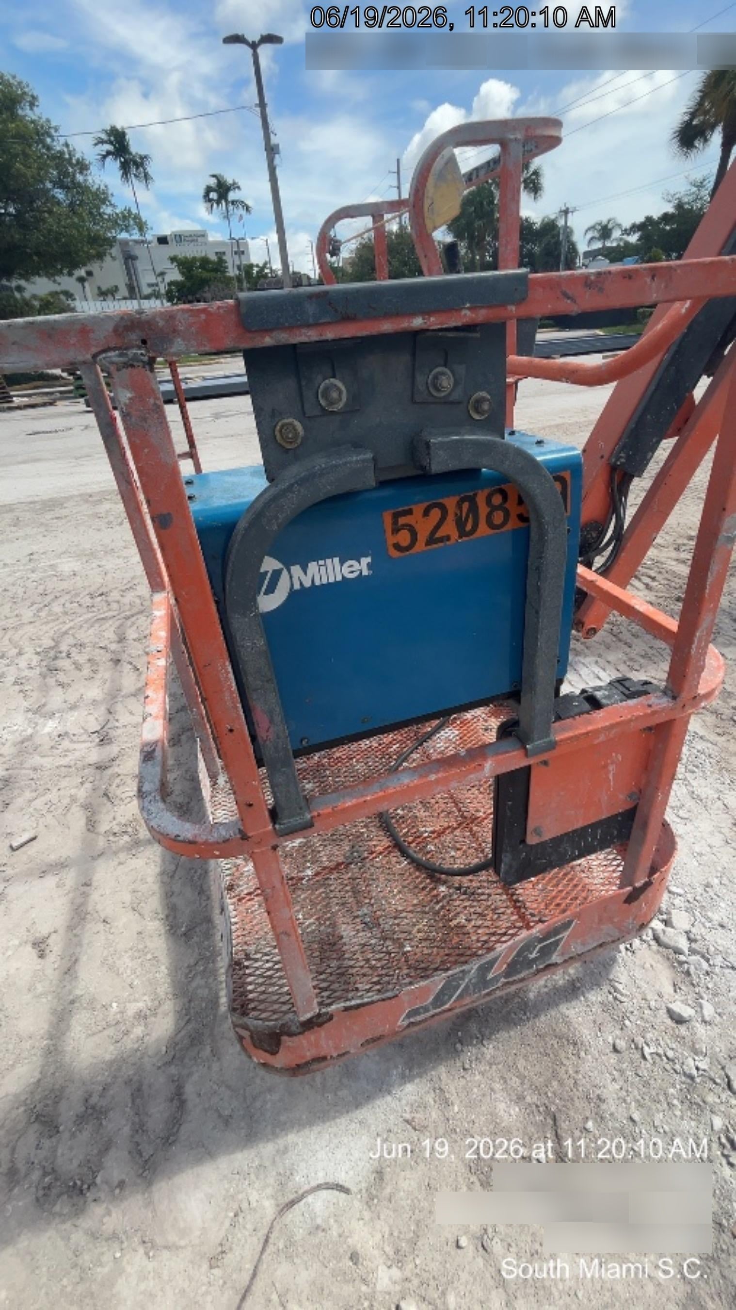 2025 MILLER ELECTRIC CST-282