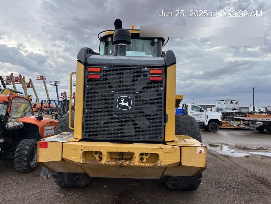 2020 John Deere 644K 4yd Wheel Loader, Cab/Heat/Air, 3 Function Hydraulics, JRB Hydraulic QC, QC 4yd bucket w/smooth cutting edge, QC Carriage, 72" Fork Tines, 5yr/5,000hr Powertrain and Hydraulics extended warranty