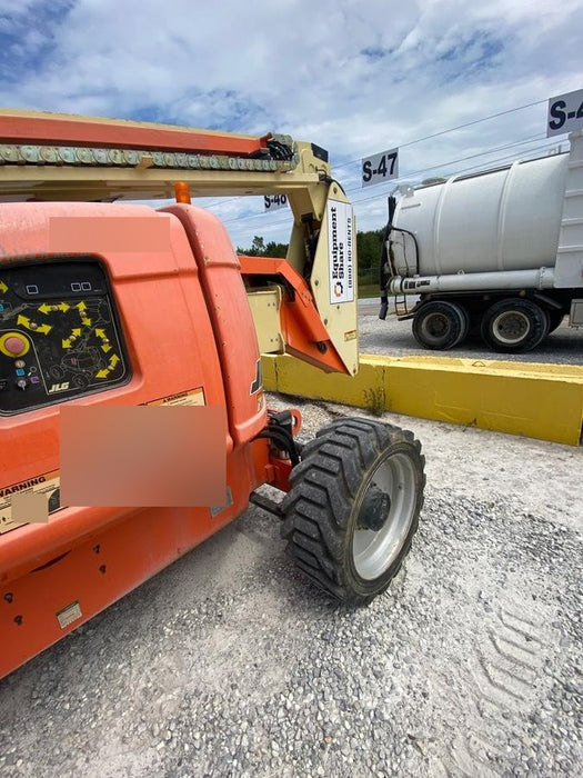 2019 JLG 600AJ
