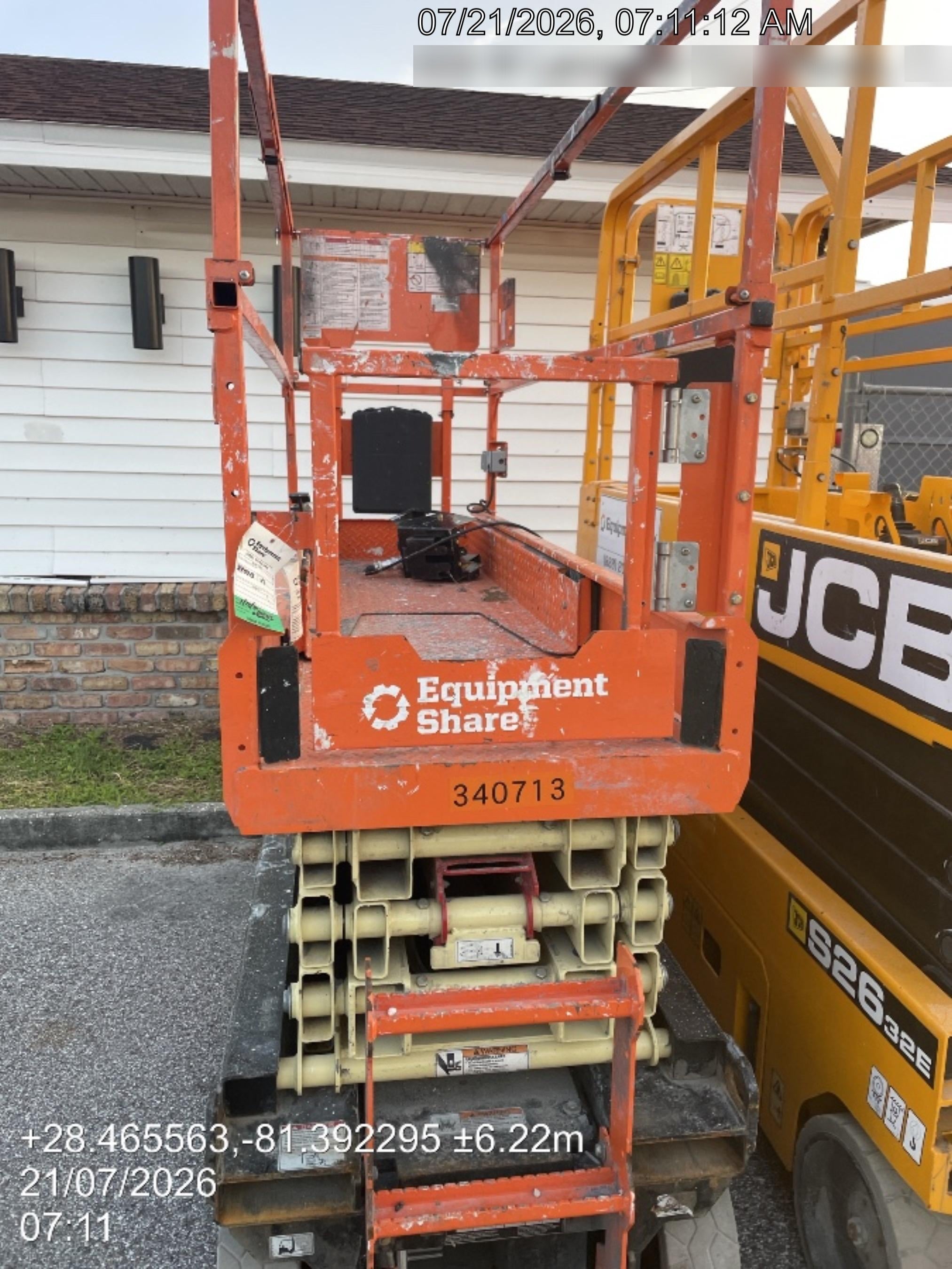2023 JLG ES2632