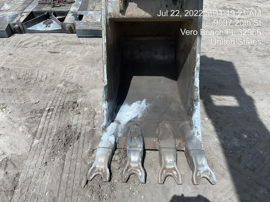 2015 CASE 42" Bucket - Case