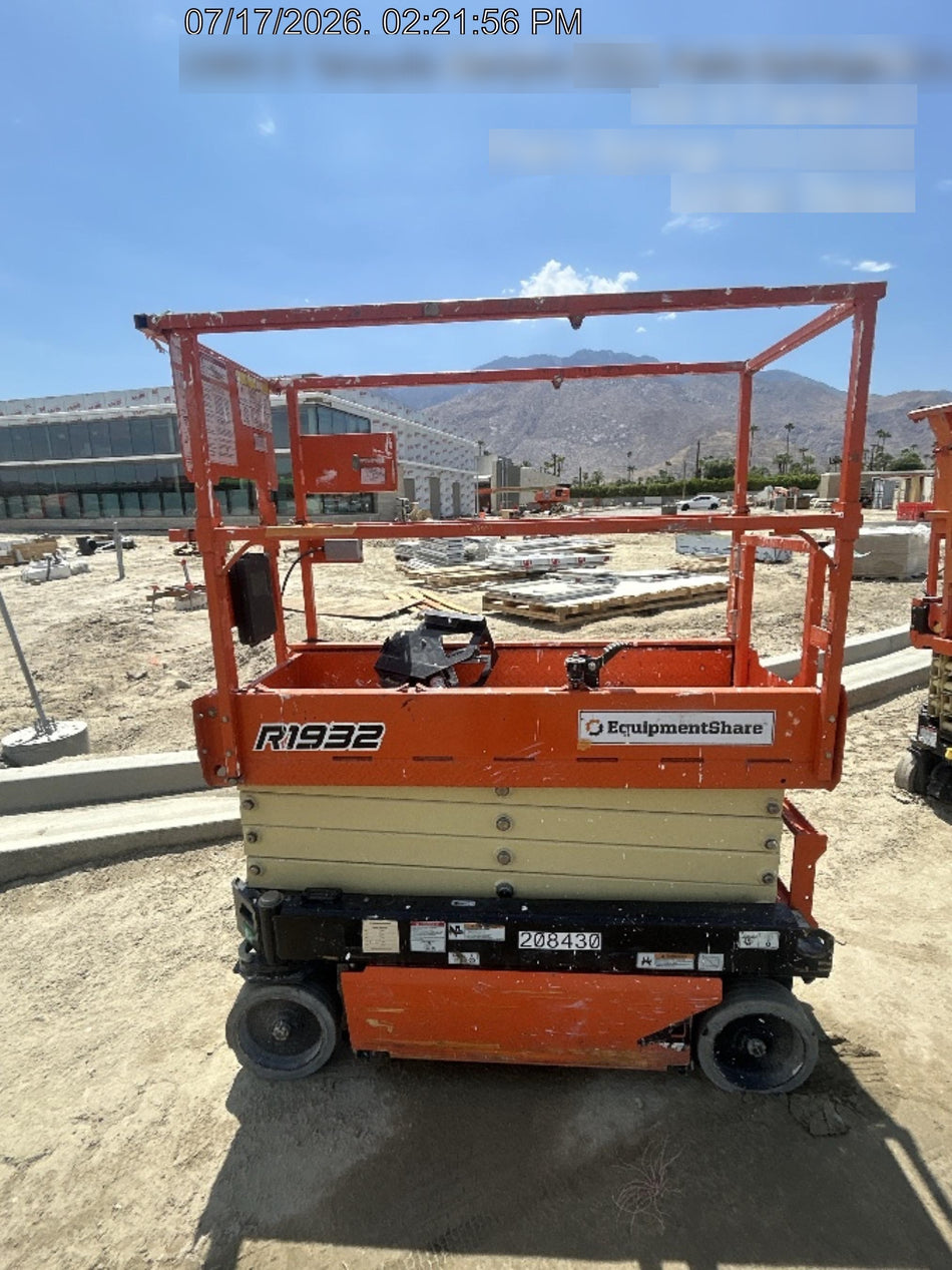 2022 JLG R1932