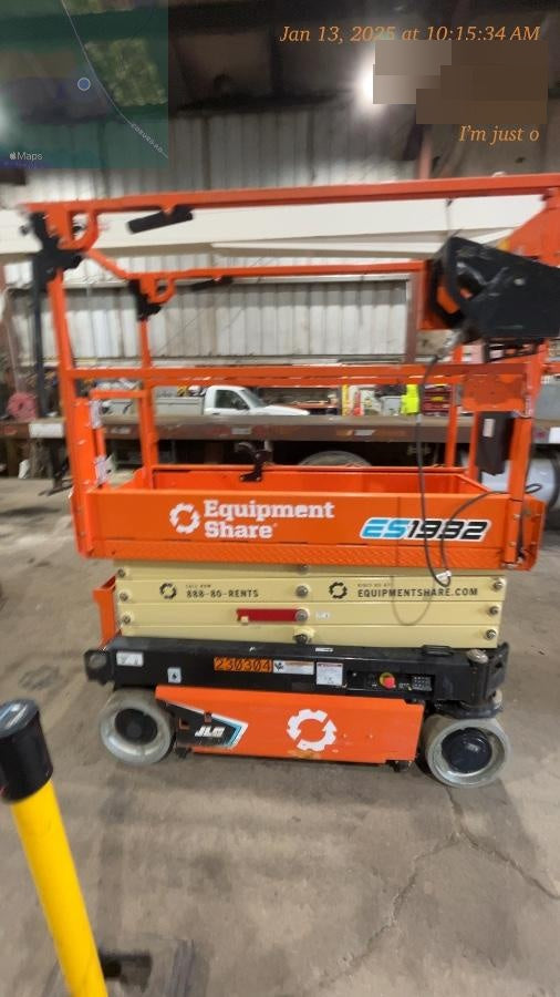 2022 JLG ES1932