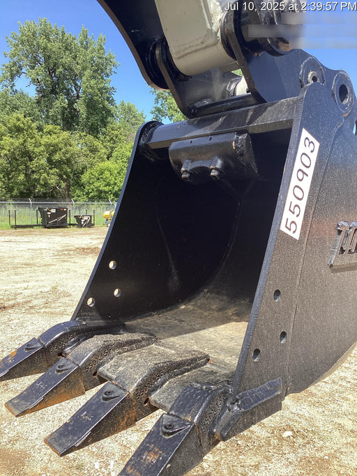 2025 TAKEUCHI 18" HD Bucket - Takeuchi