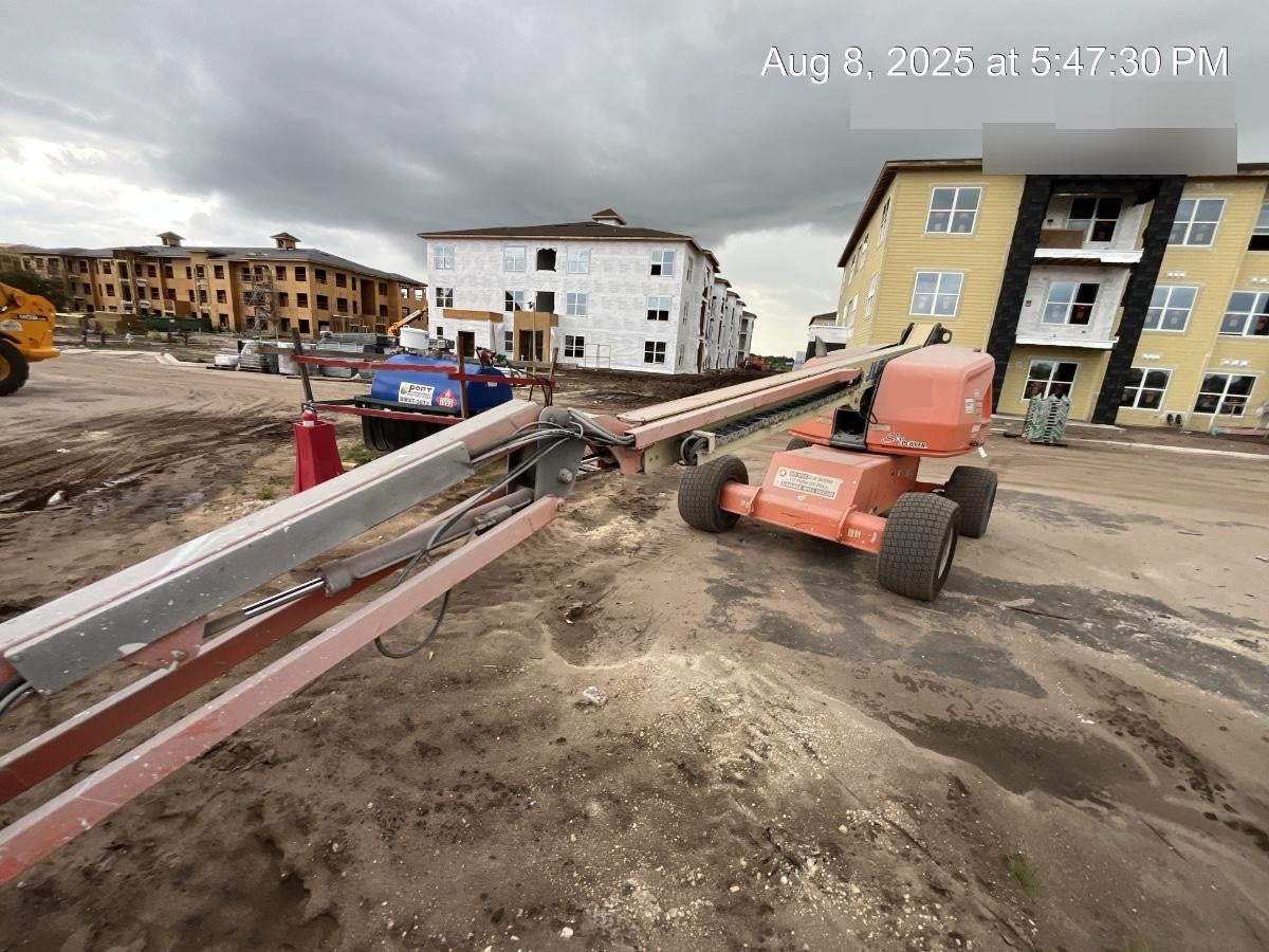2019 JLG 460SJ