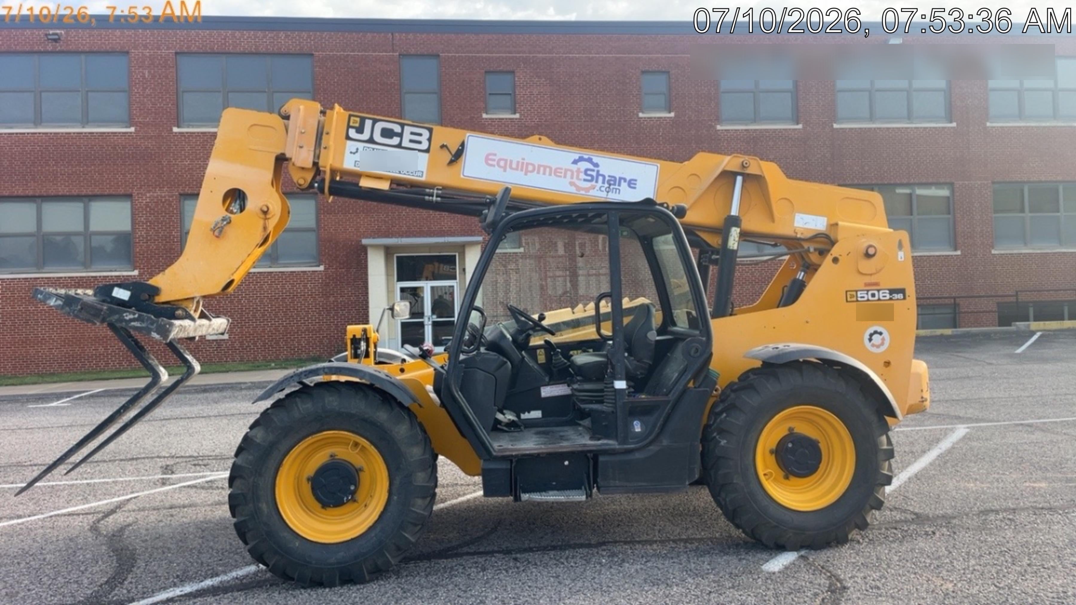 2019 JCB 506-36 Canopy, 74 HP, Foam Filled Tires, STD Worklight, Beacon, Aux Hydraulics, Lifting Eye, Back up Alarm 48" Carriage/48" Forks