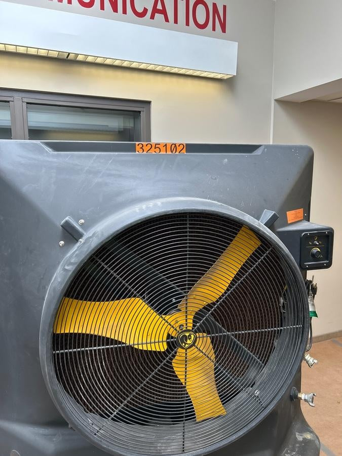 2023 BIG ASS FANS Cool Space 400