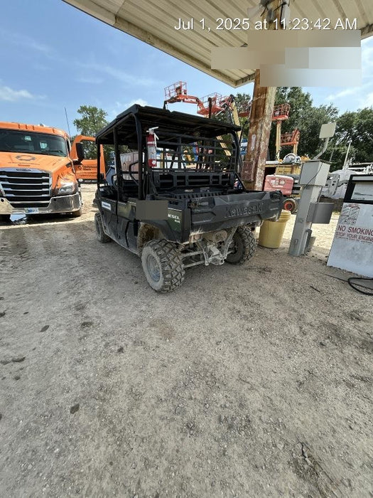 Kawasaki Mule PRO-DXT Kawasaki Mule PRO-DXT Movement Alarm, Beacon, Hard Top, ES Track Hardware