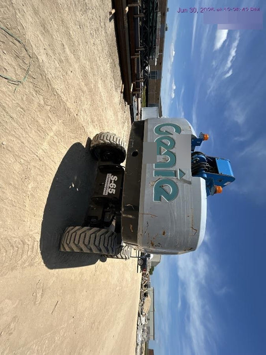 2018 GENIE S-65