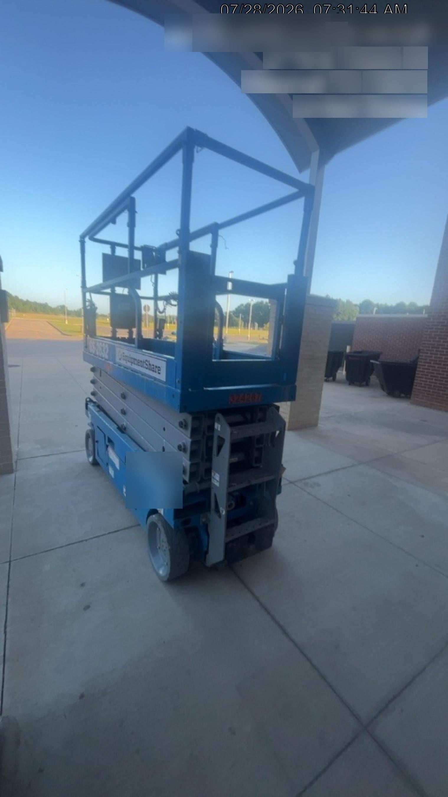 2023 GENIE GS-2632