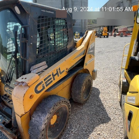 2016 GEHL R190