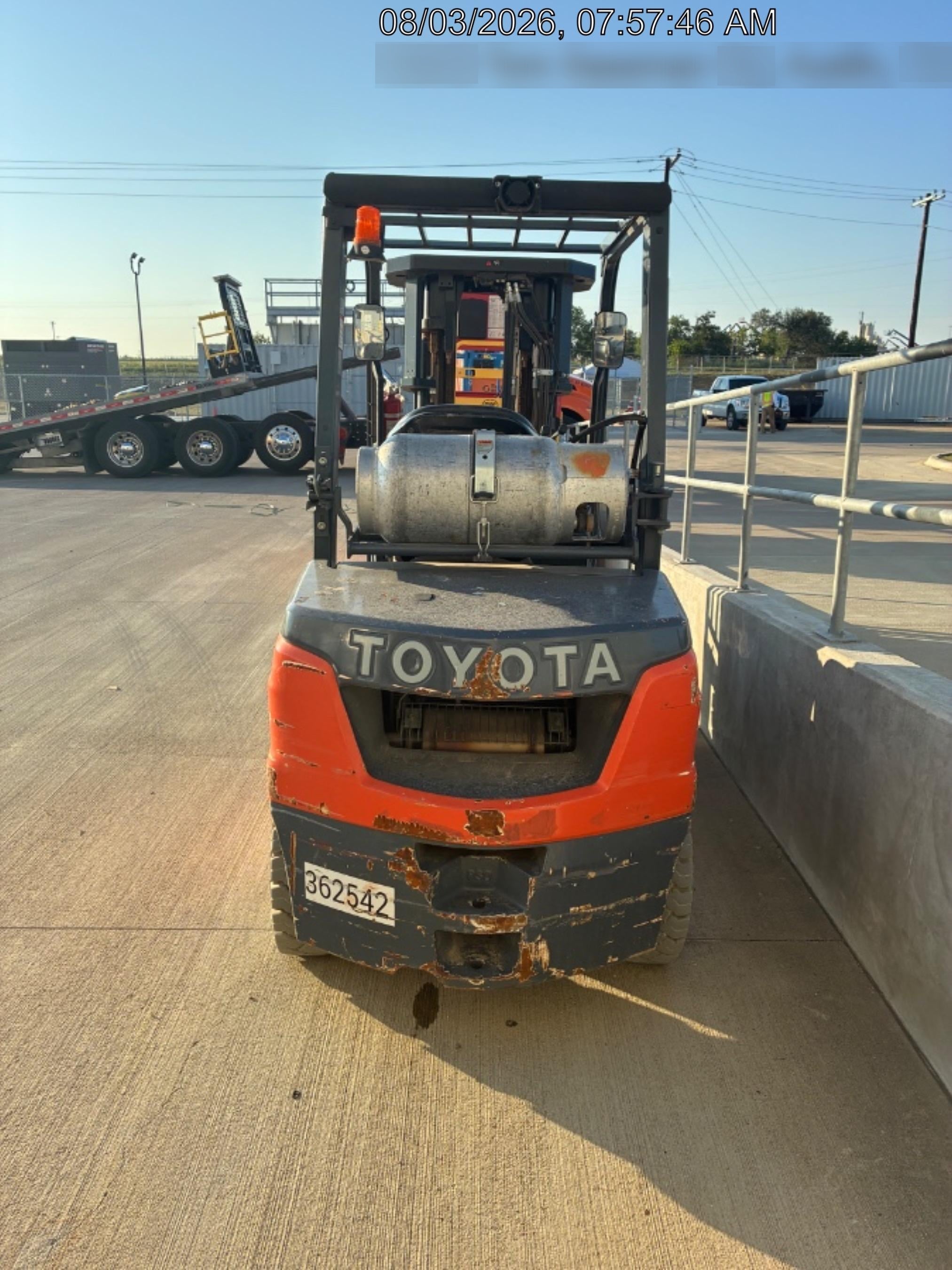 2023 TOYOTA 8FGU30 LP - Quad