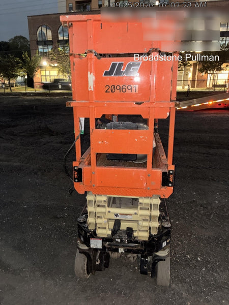 2022 JLG ES1932