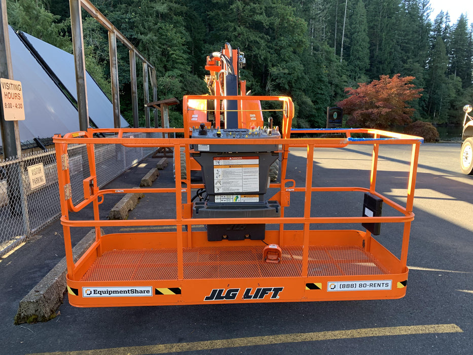 2020 JLG 660SJ