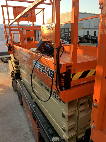 2022 JLG ES3246