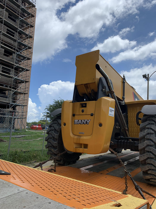 2022 SANY STH1056