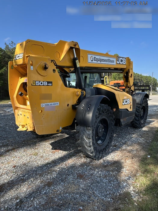 2019 JCB 509-42 74 HP w/CAB/HVAC, Beacon, Aux Hydraulics, Worklights, Solid Tires