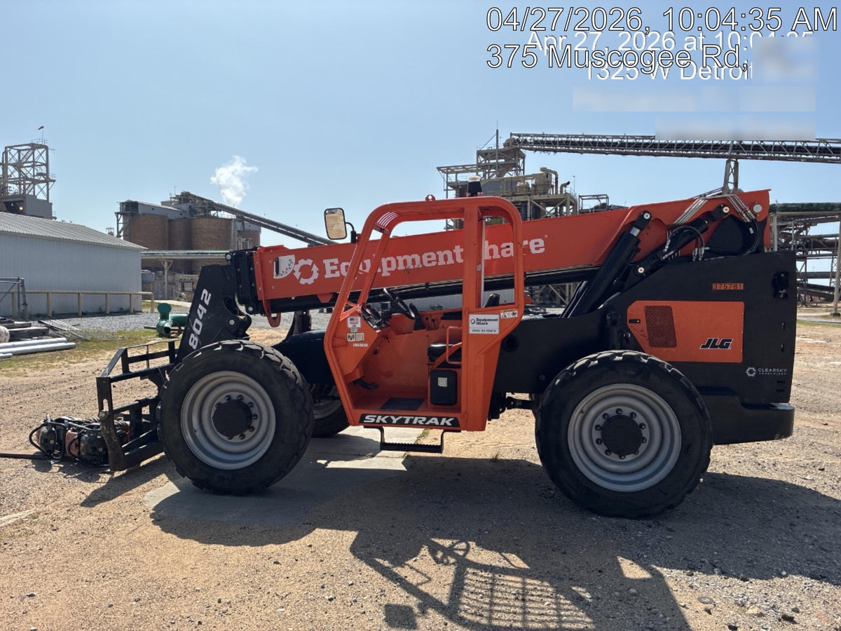 2023 SKYTRAK 8042