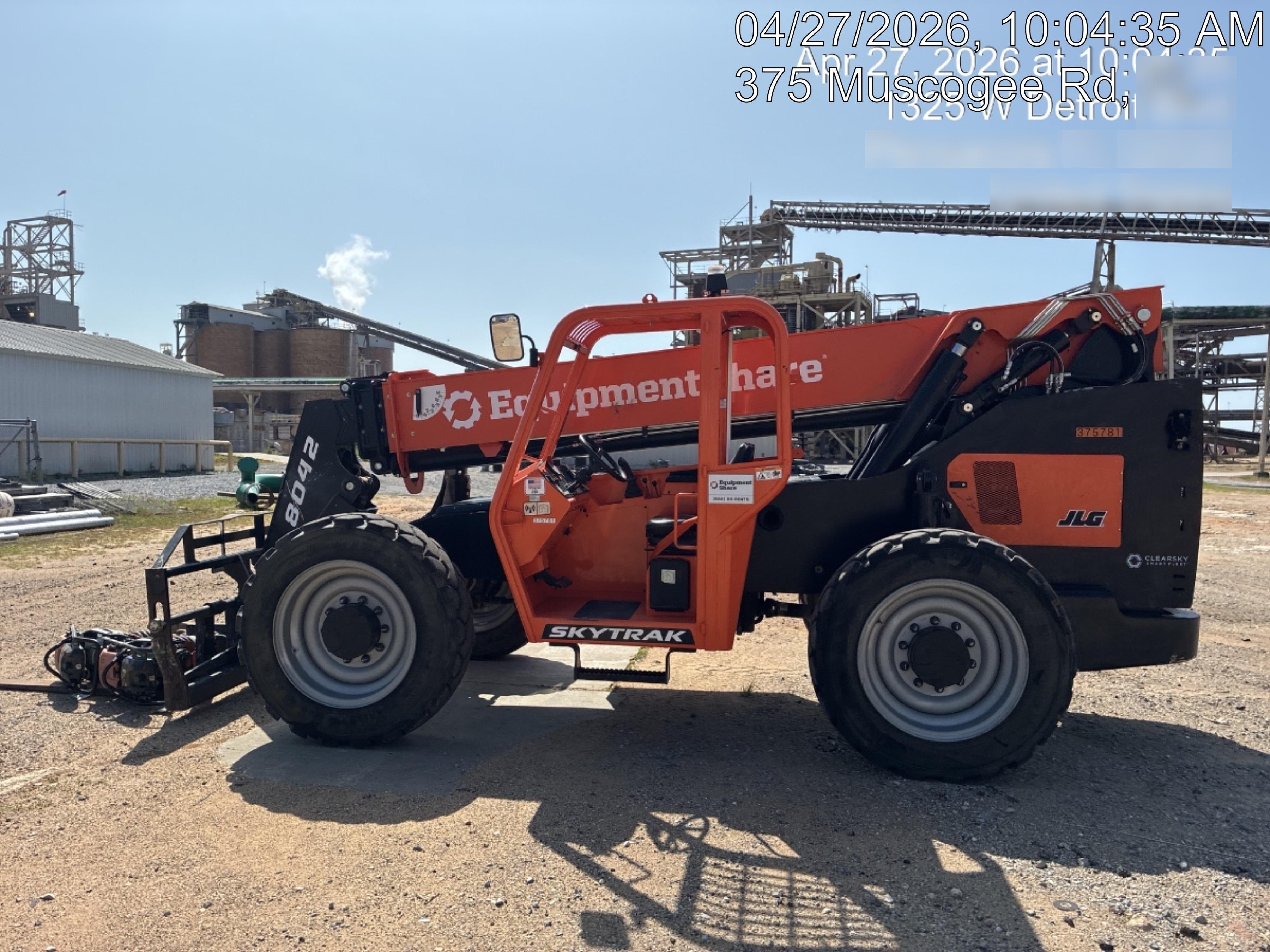 2023 SKYTRAK 8042
