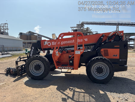 2023 SKYTRAK 8042