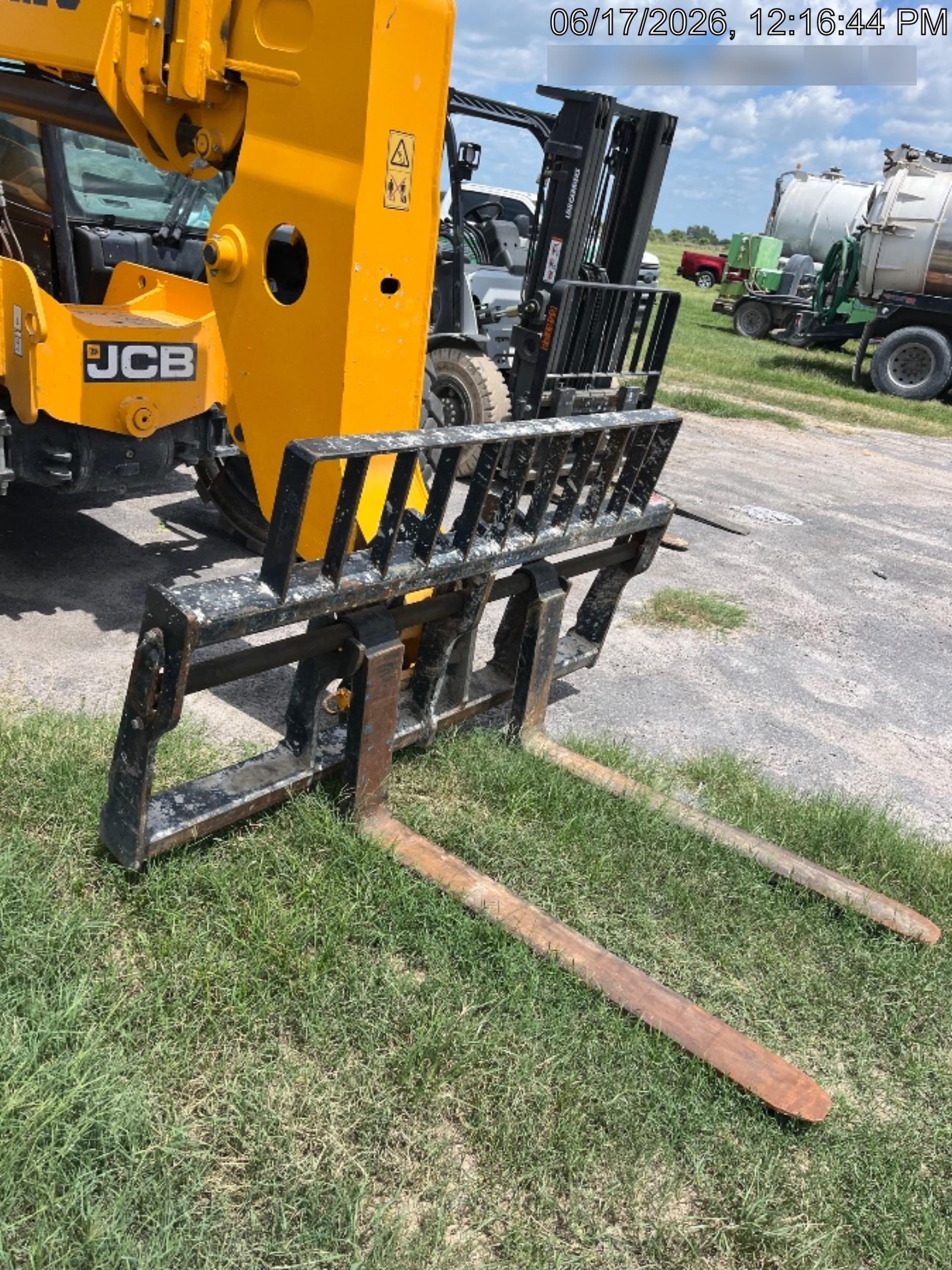 2025 JCB 509-42