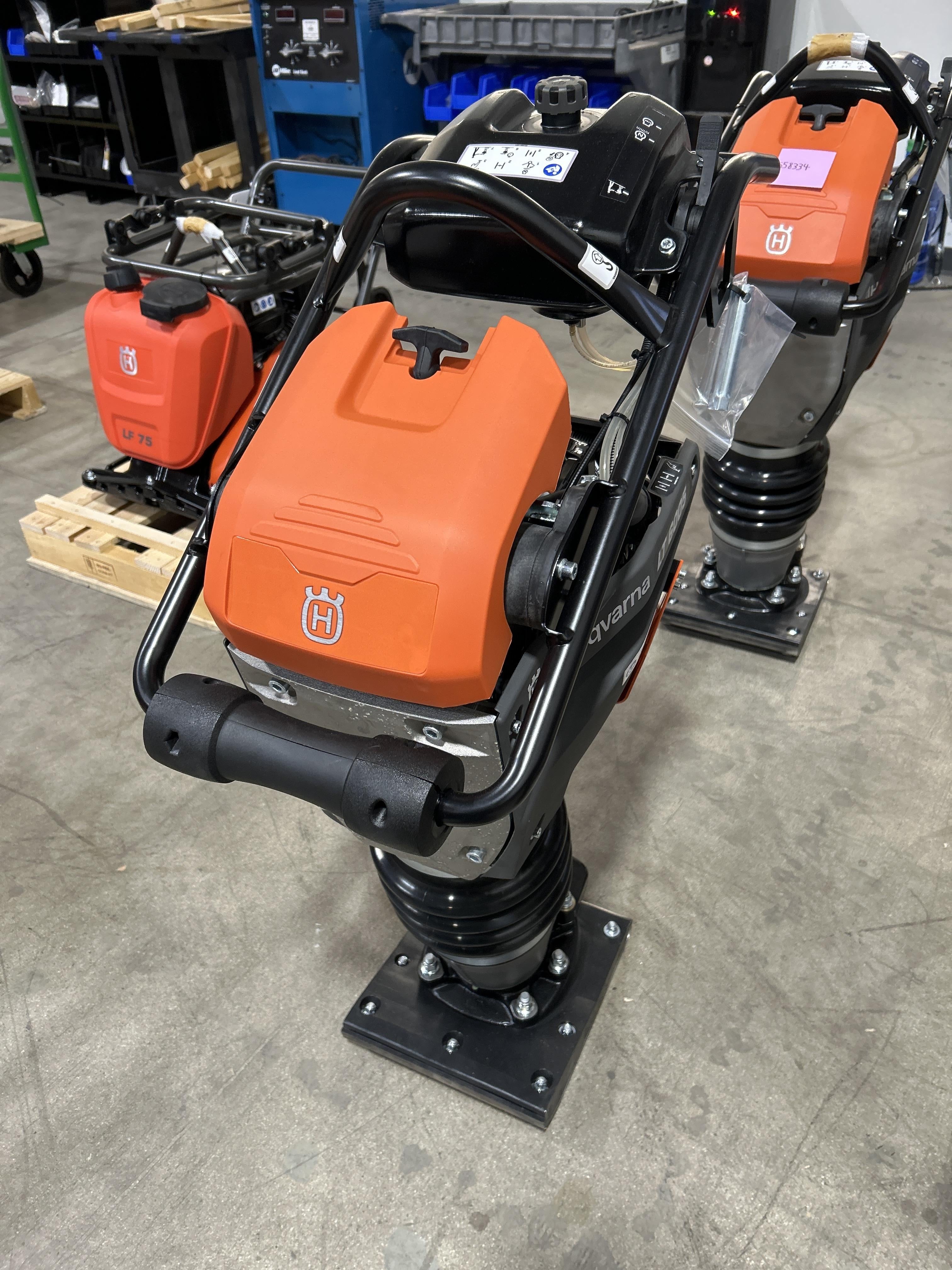 2025 HUSQVARNA LT6005