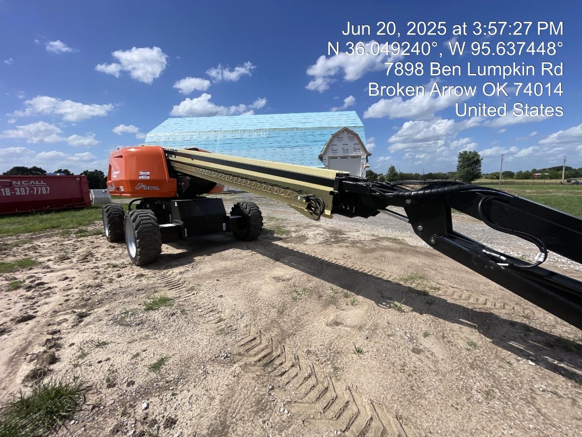 2025 JLG 660SJ