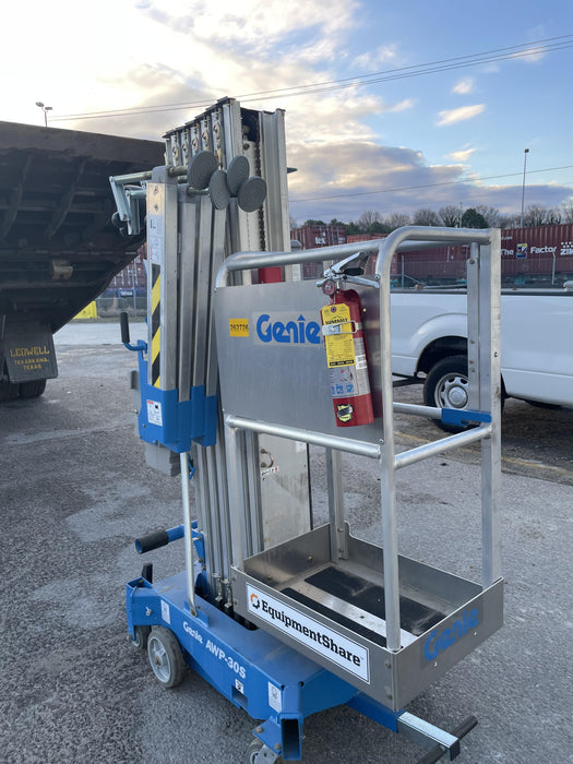 2022 GENIE AWP-30S DC