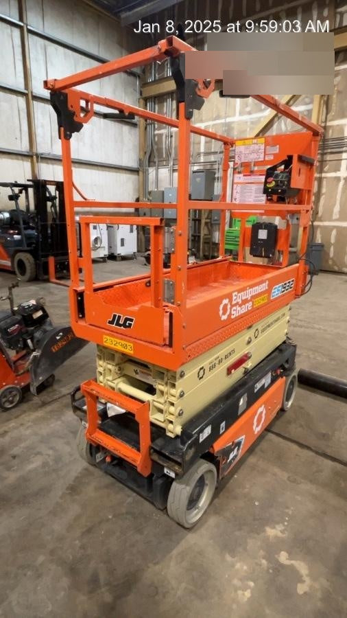 2022 JLG ES1932