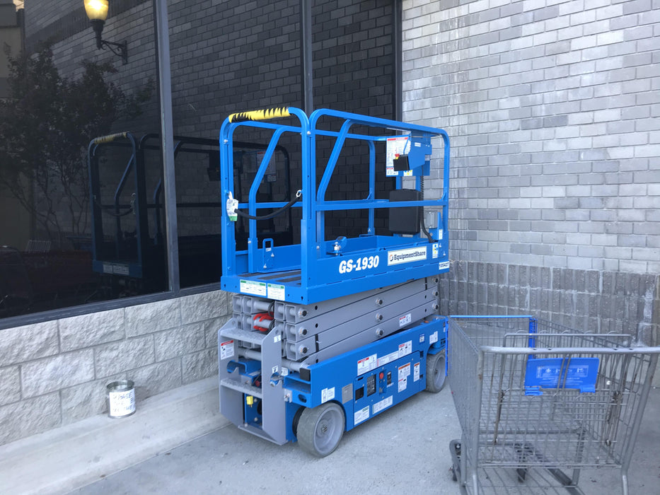 2020 Genie GS-1930 Fixed rails with chain entry gate - Pre A92.20, 800W Inverter