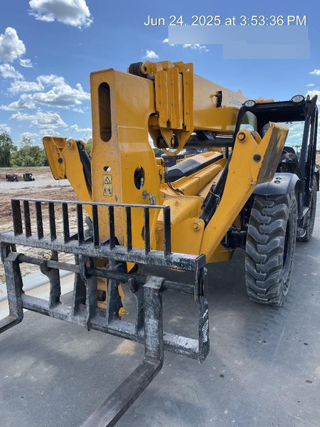 2023 JCB 510-56