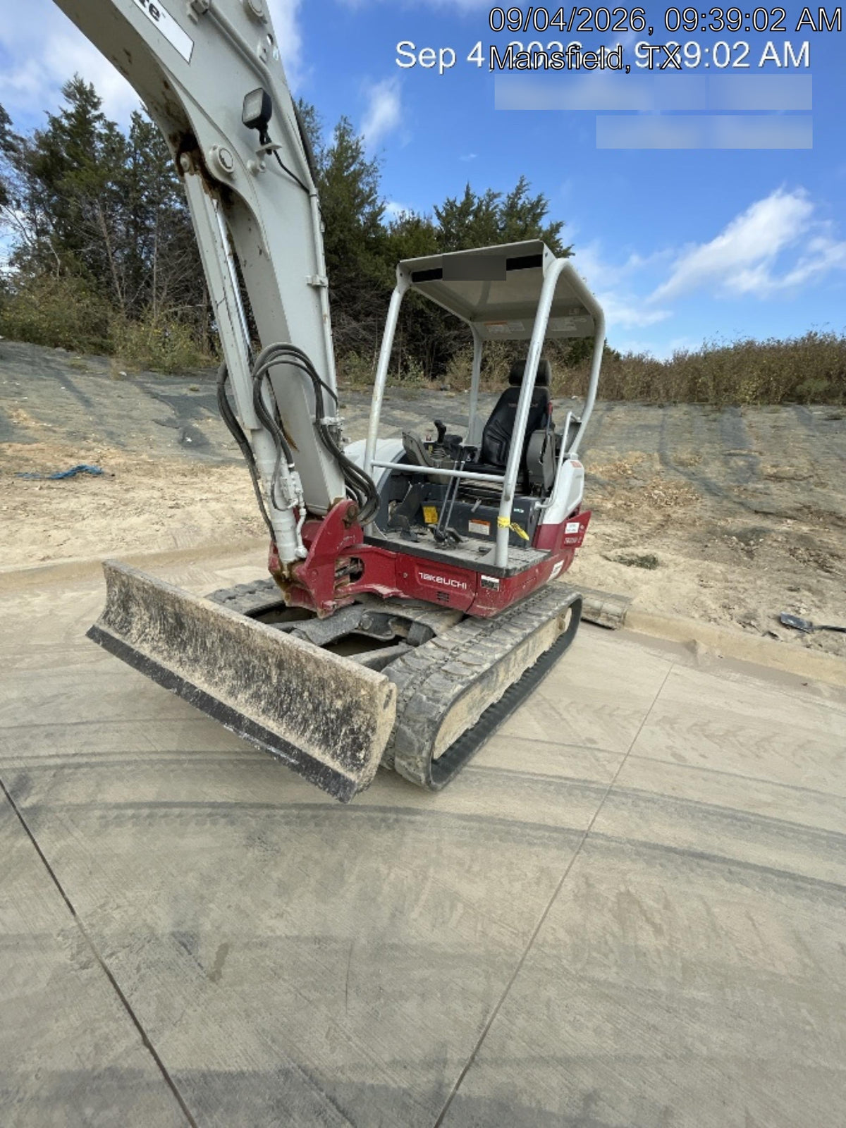 2022 TAKEUCHI TB250-2R
