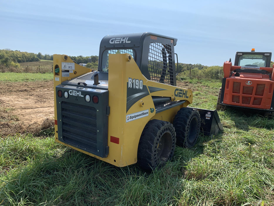 2016 GEHL R190