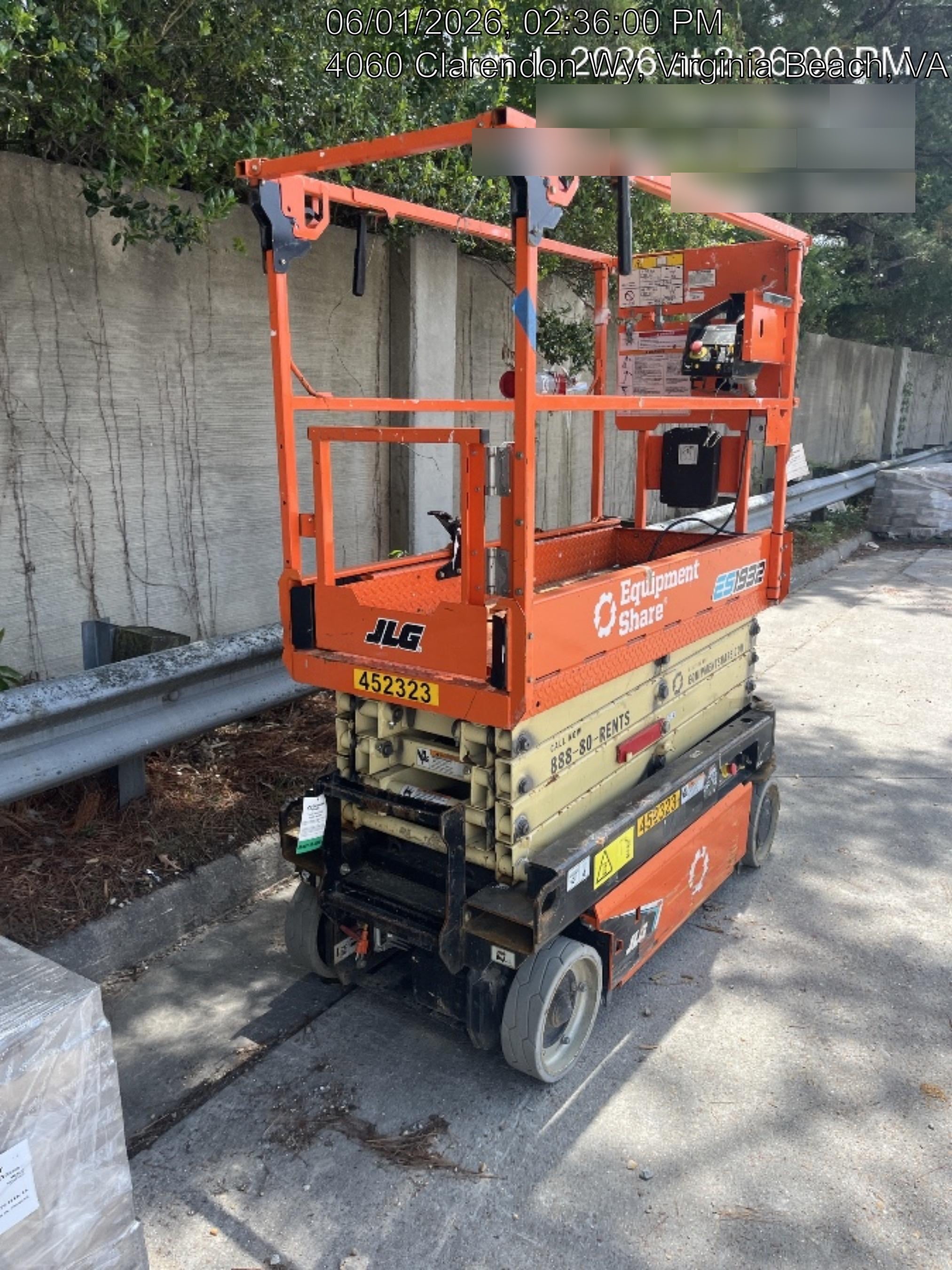 2024 JLG ES1932