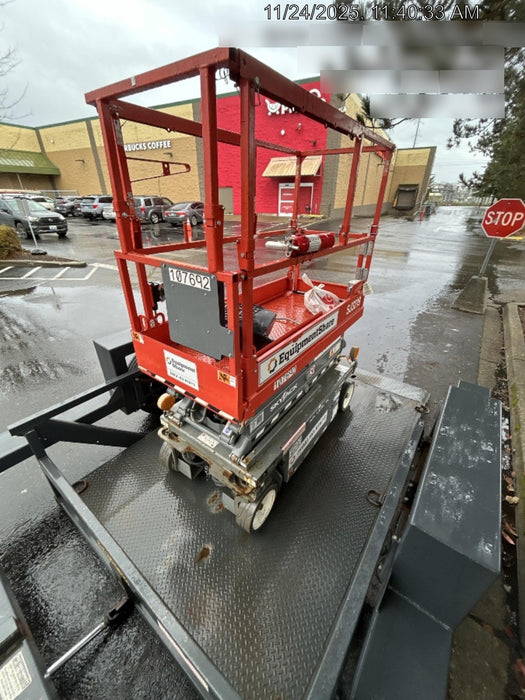 2020 Skyjack SJIII-3219 Solid NM Tires, Half height spring hinged entry gate, Dual Beacons, 800W Inverter