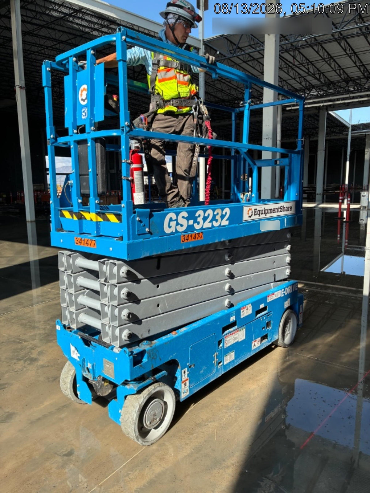 2023 GENIE GS-3232