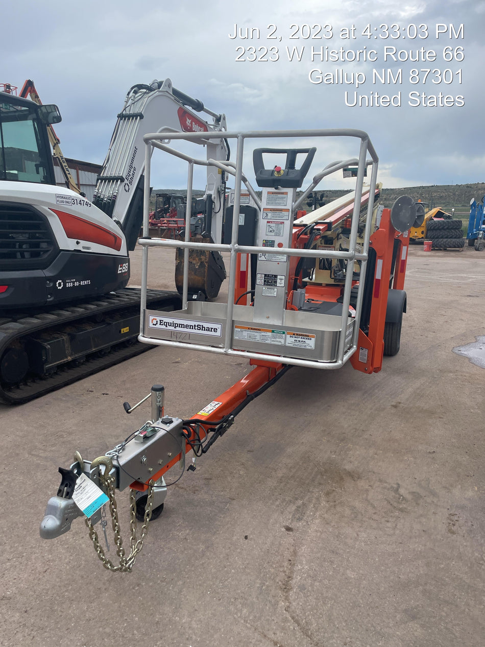2022 JLG T350