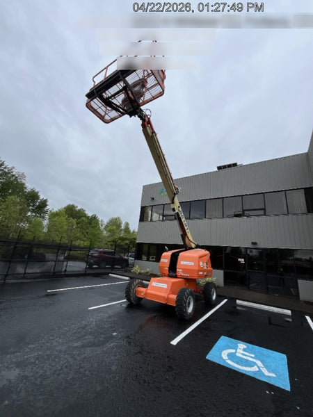 2020 JLG 400S