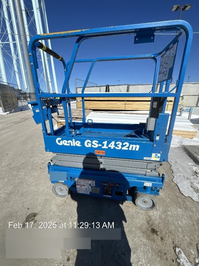 2023 GENIE GS-1432