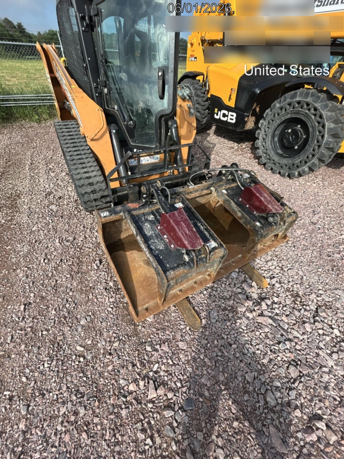 2021 CASE TR270B