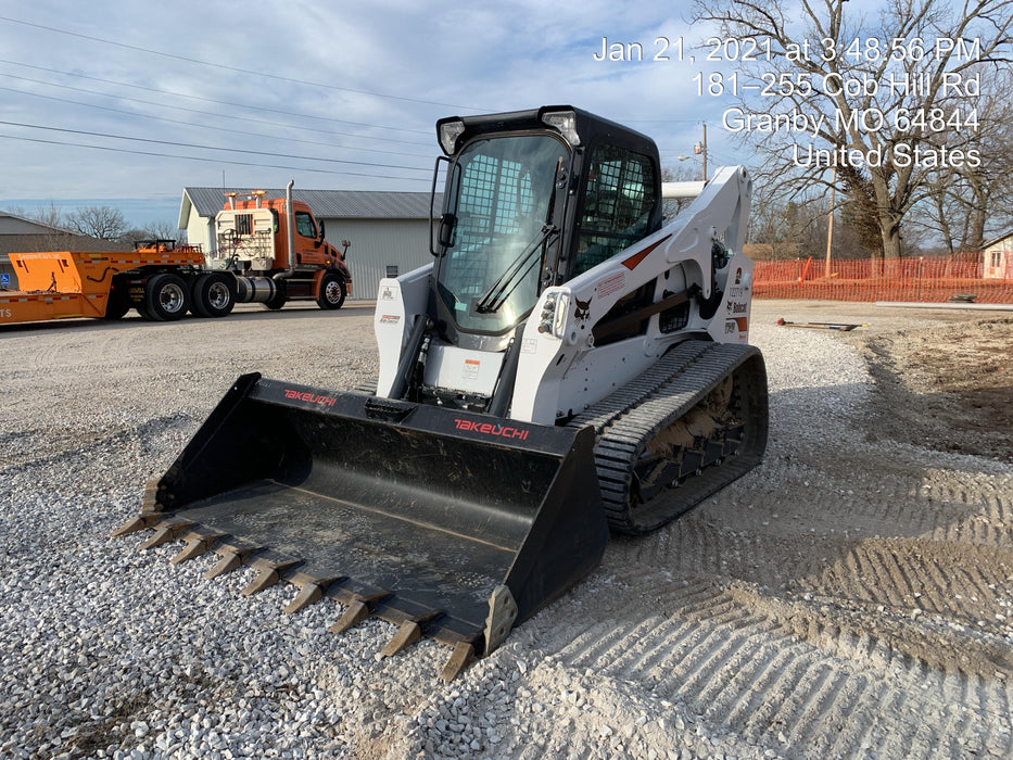 2020 Bobcat T740 74Hp T4, Cab/Heat/Air, Selectable Joystick Controls, Aux Hydraulics, Backup Alarm, P29 Performance Package, Rubber Tracks, Auto Ride Control, Reversing Fan, 7-Pin Attachment Control Kit
