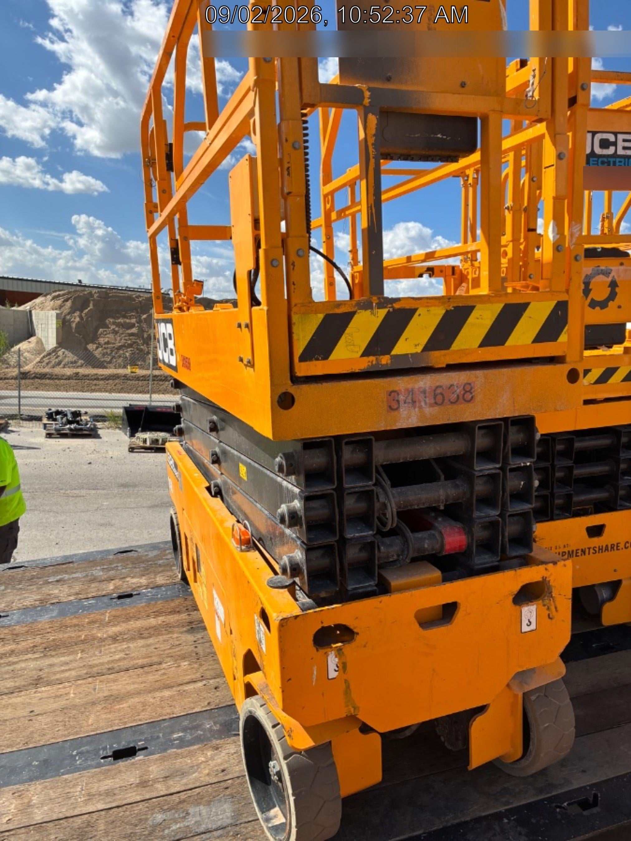 2023 JCB S2632E