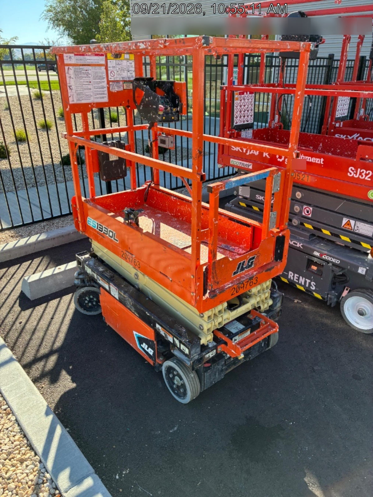 2022 JLG ES1330L
