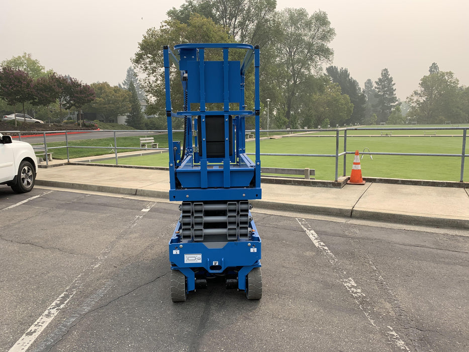 2020 Genie GS-1930 Solid Non Marking Tires, Beacon, Folding rails with half height swing gate, 800W Inverter