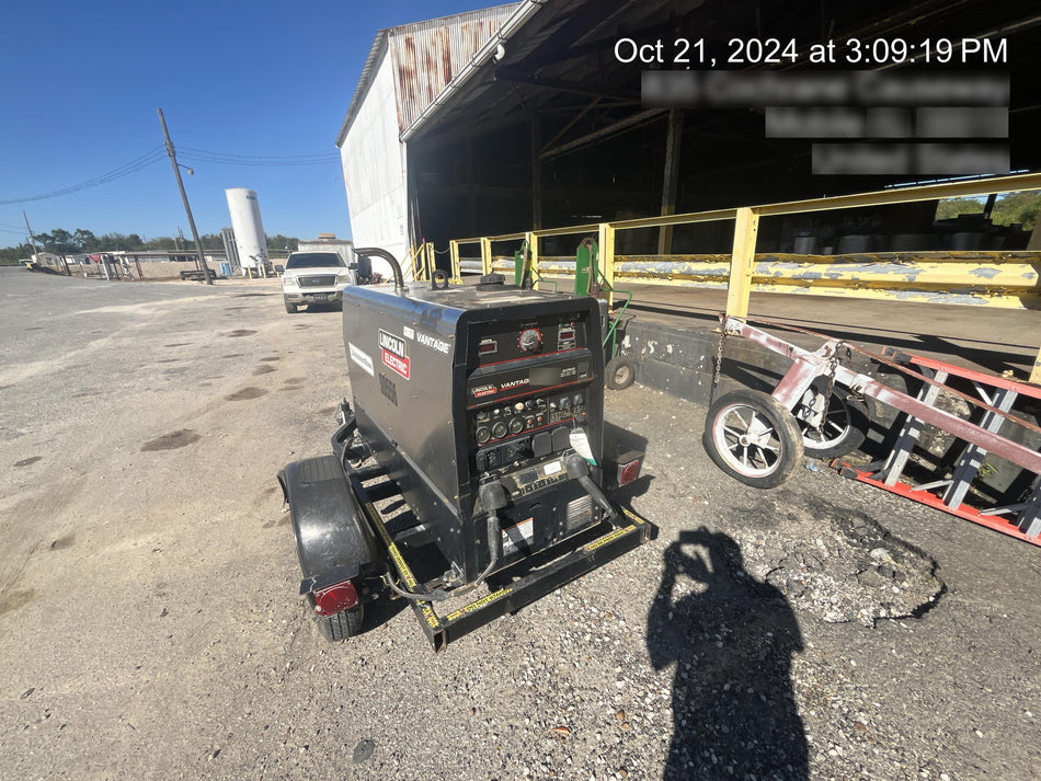 2019 Lincoln Electric Vantage 322 Welder Ready-Pak 3, Two wheel trailer, Fender and Light kit, Cable Rack