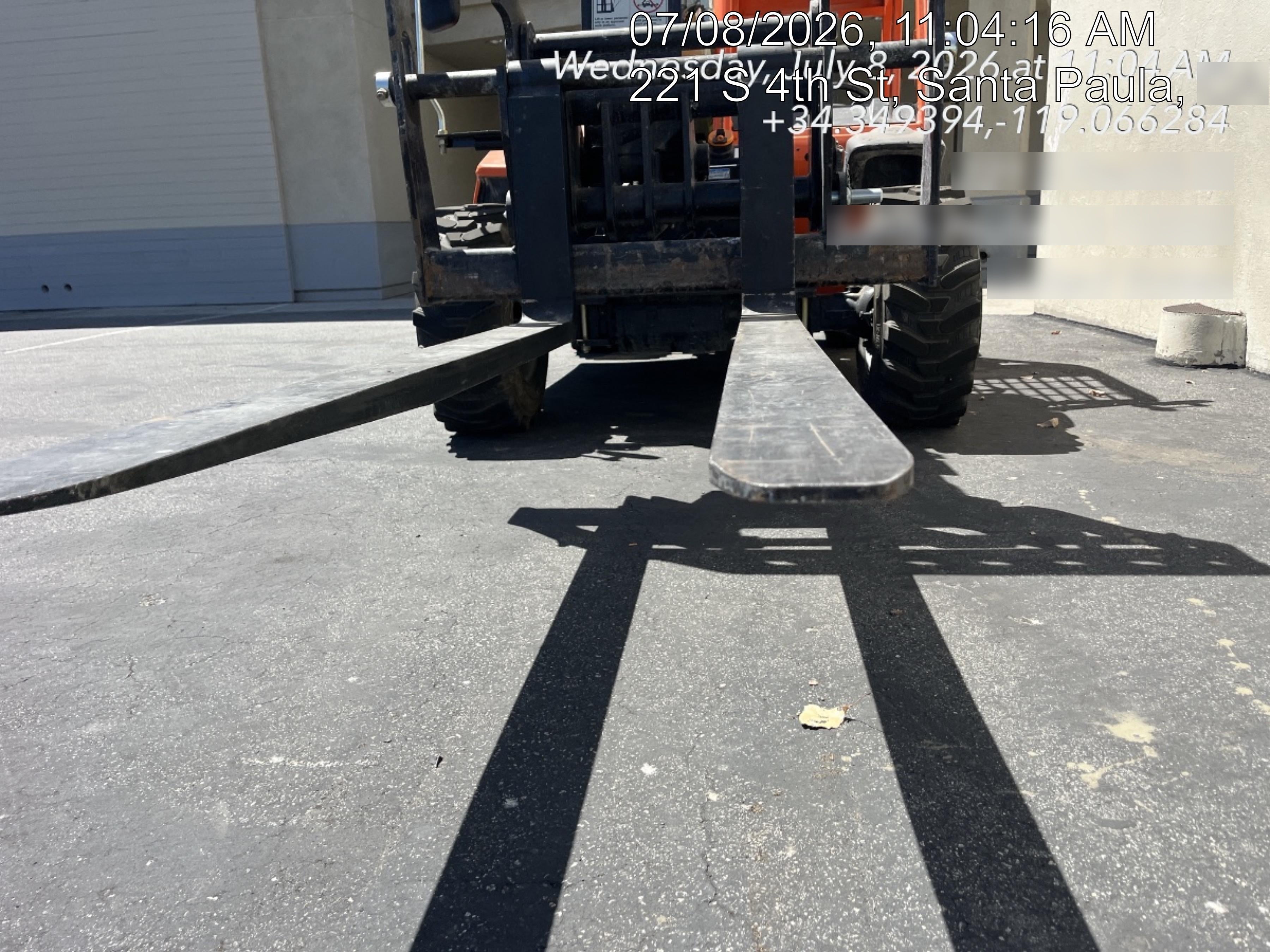 2025 JLG 519
