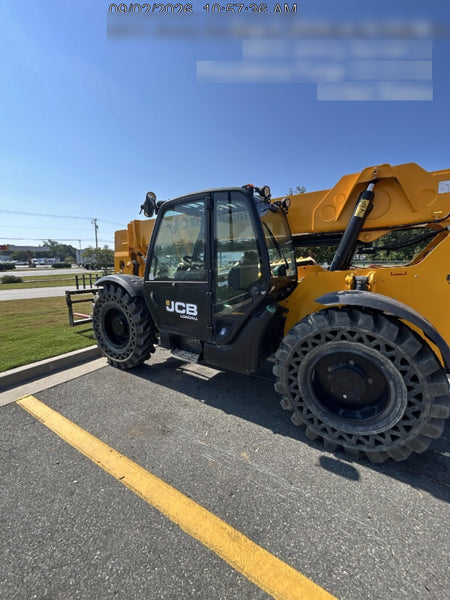 2023 JCB 509-42