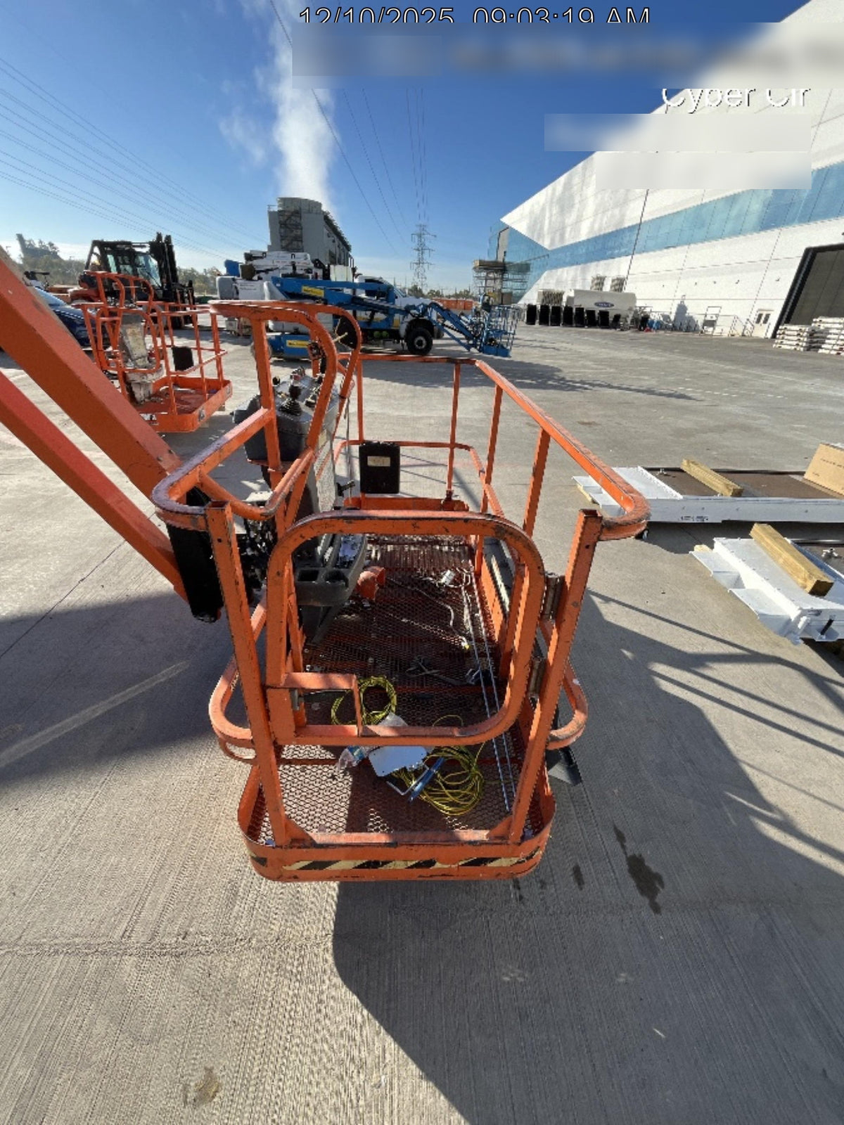 2021 JLG 1200SJP